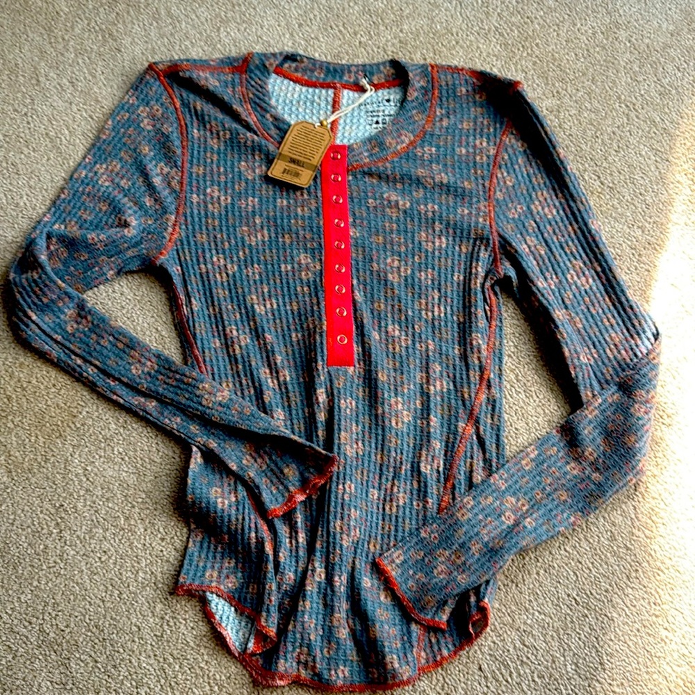 Natural Life Ribbed Top